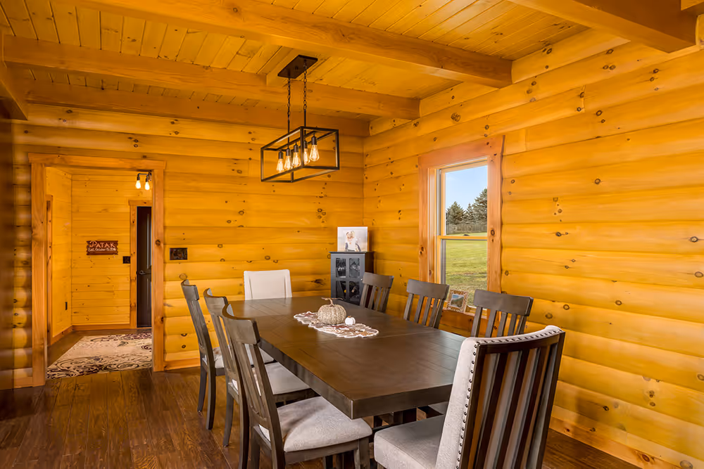 Patak Log Home - Dining Room