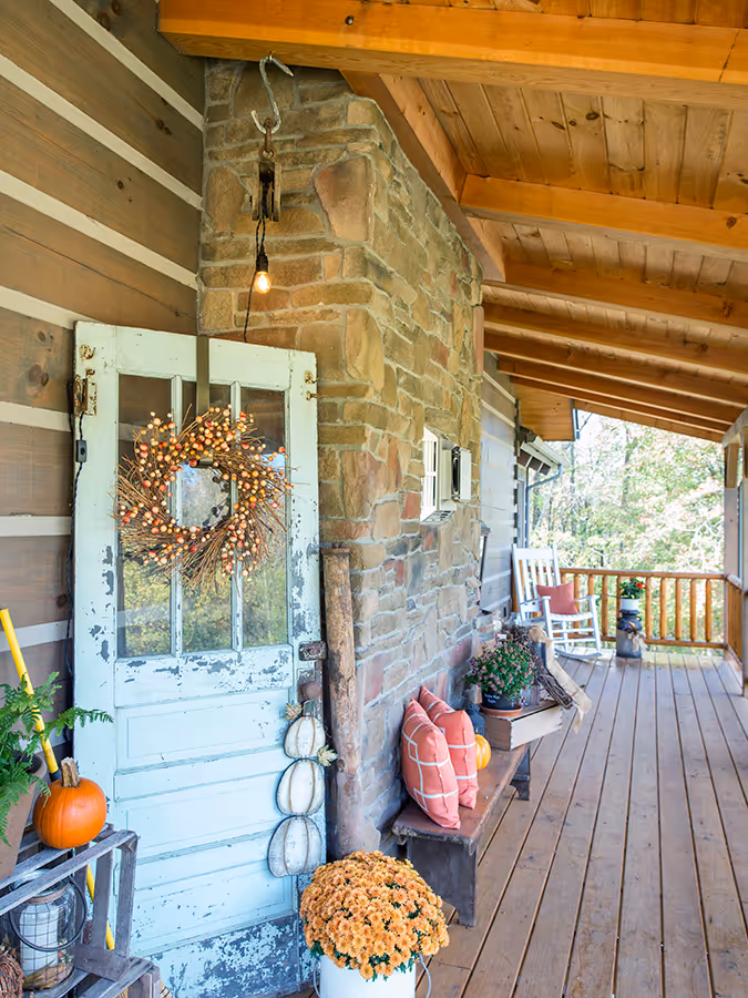 Stoker Log Home - Exterior Porch
