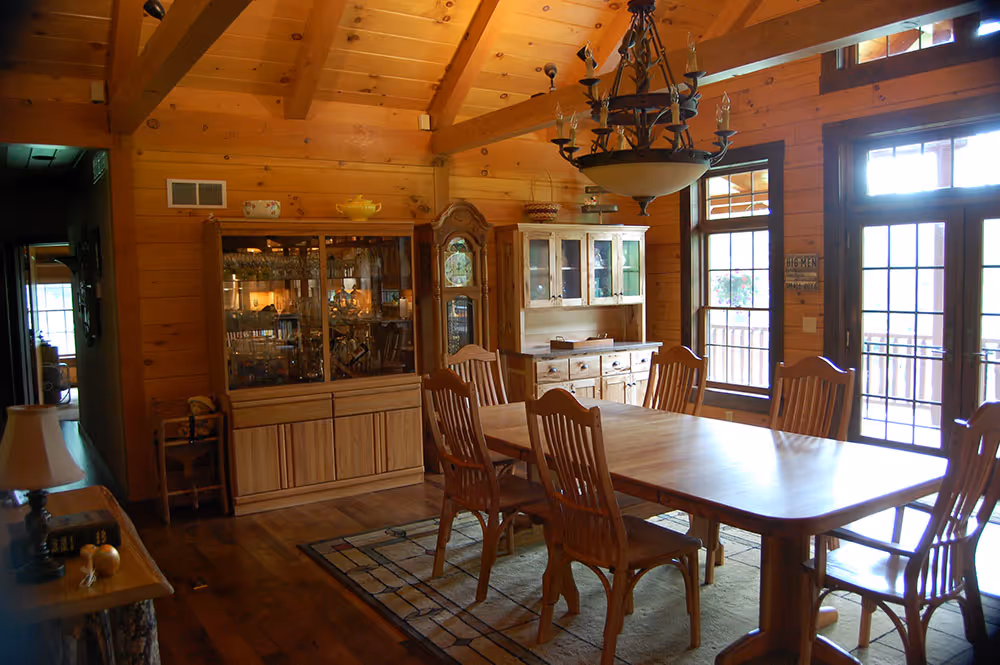 Caldwell Log Home - Dining Room