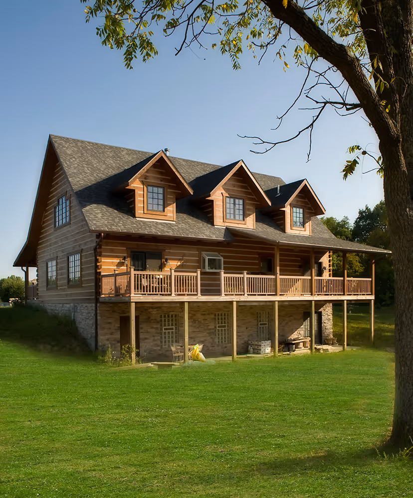 Clendenen Log Home - Exterior Back Yard