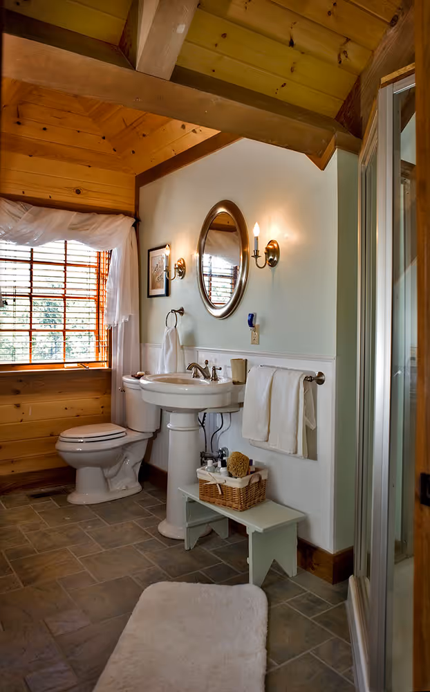 Clendenen Log Home - Bathroom