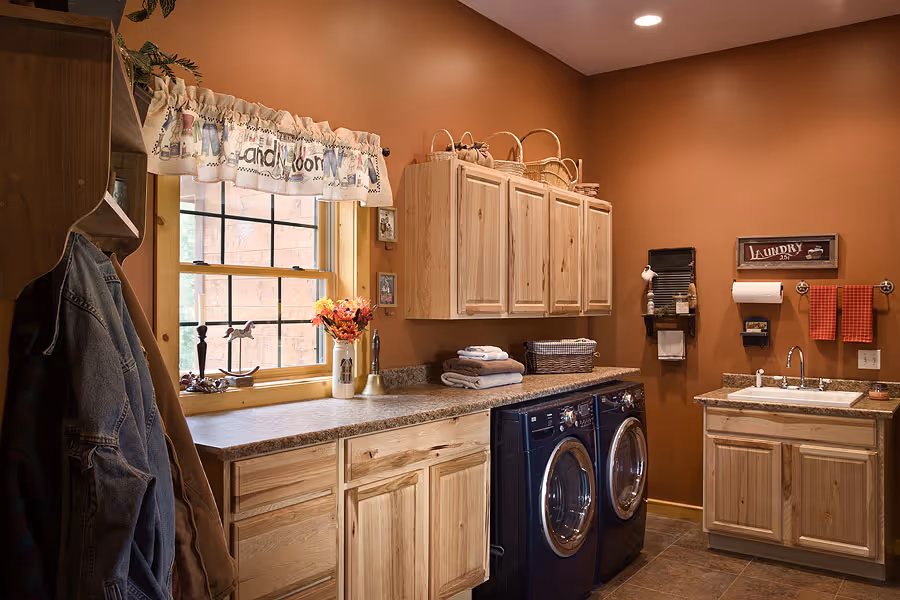 Conlin Fork Log Home - Laundry Room