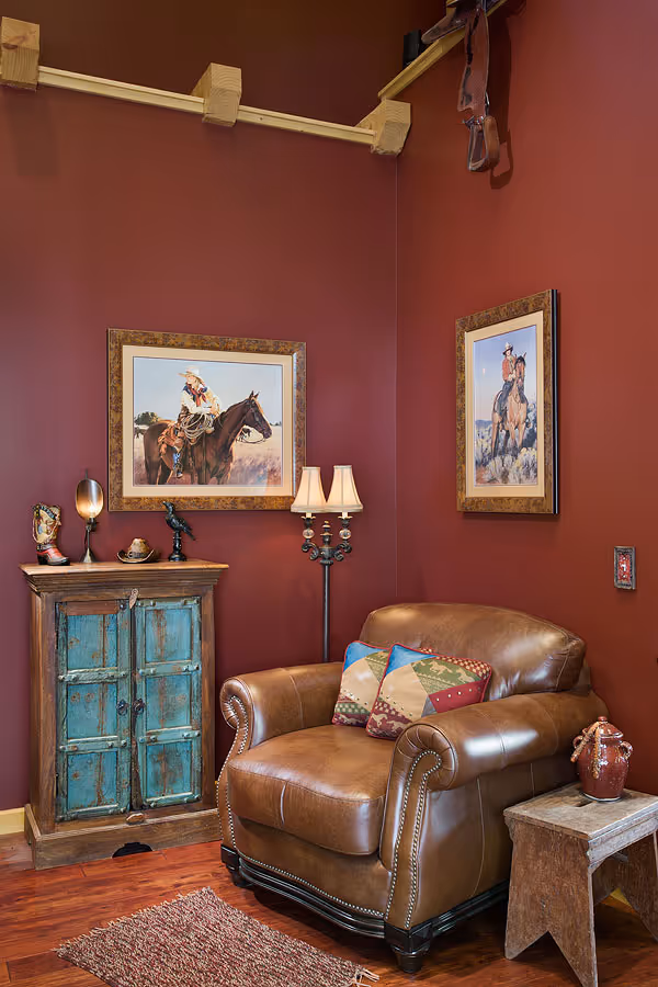Conlin Fork Log Home - Lounge