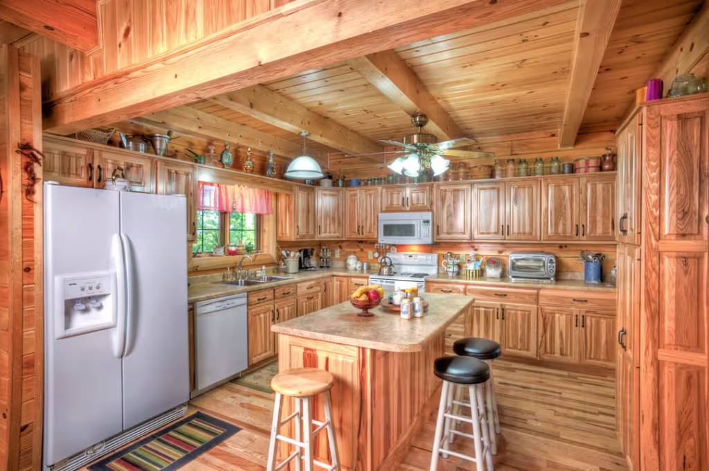 McGinnis Log Home - Kitchen and Bar
