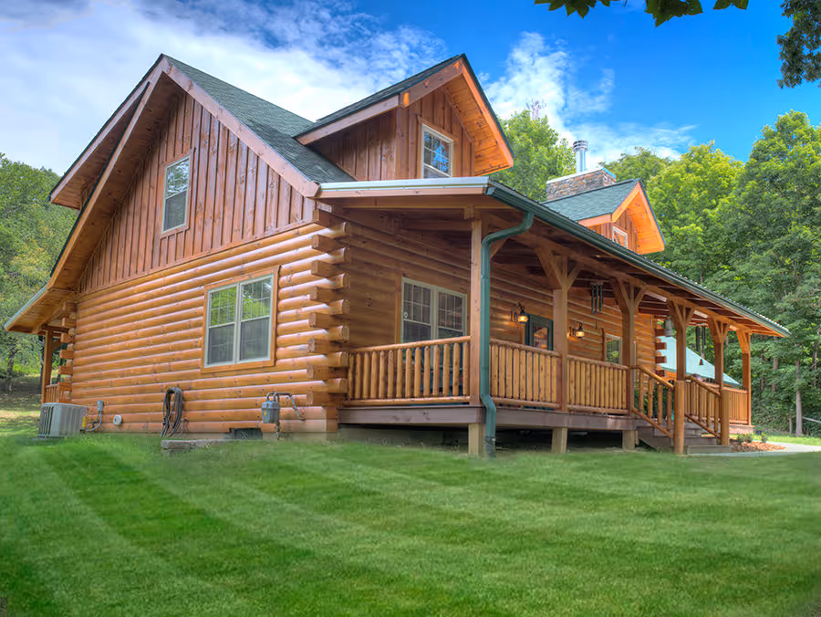 Thimmes Log Home - Exterior Back Yard