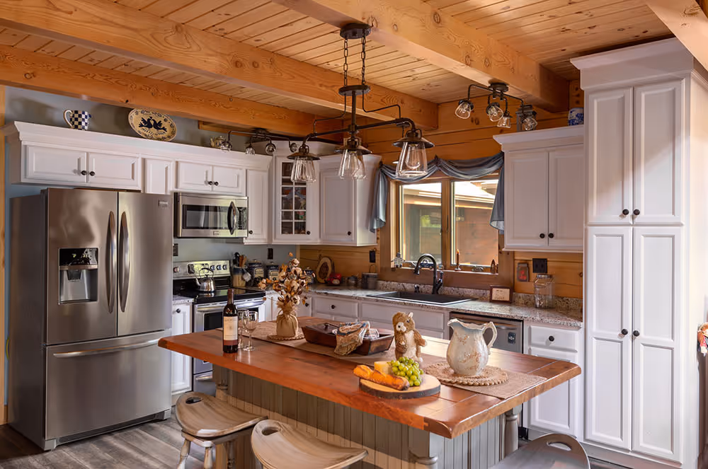 Wilson Log Home - Kitchen